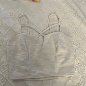 White cross cross crop top